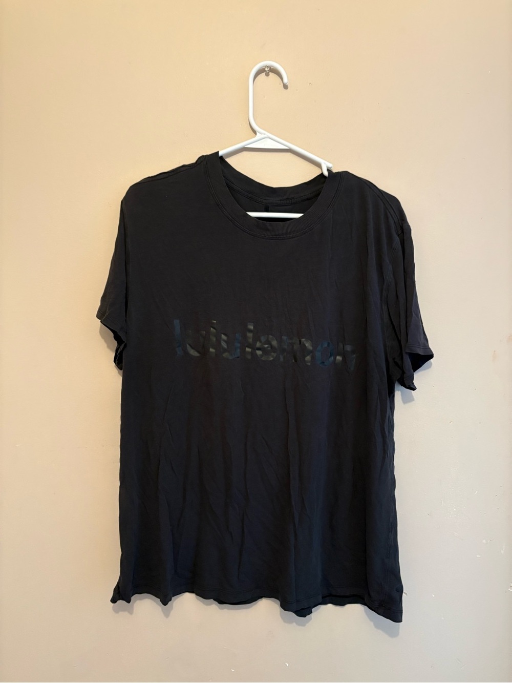 lululemon athletica Black Short Sleeve Graphic Tee